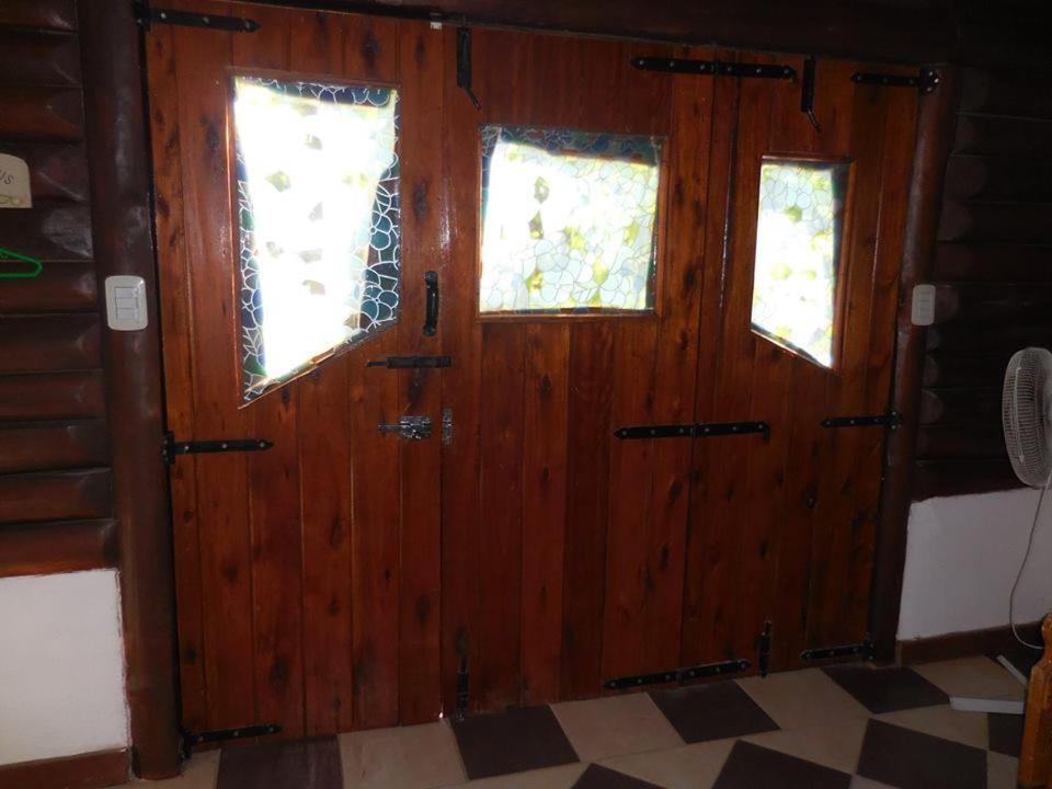 Cabañas Rupel a 3 cuadras del mar Balneario Mar Azul Exterior foto